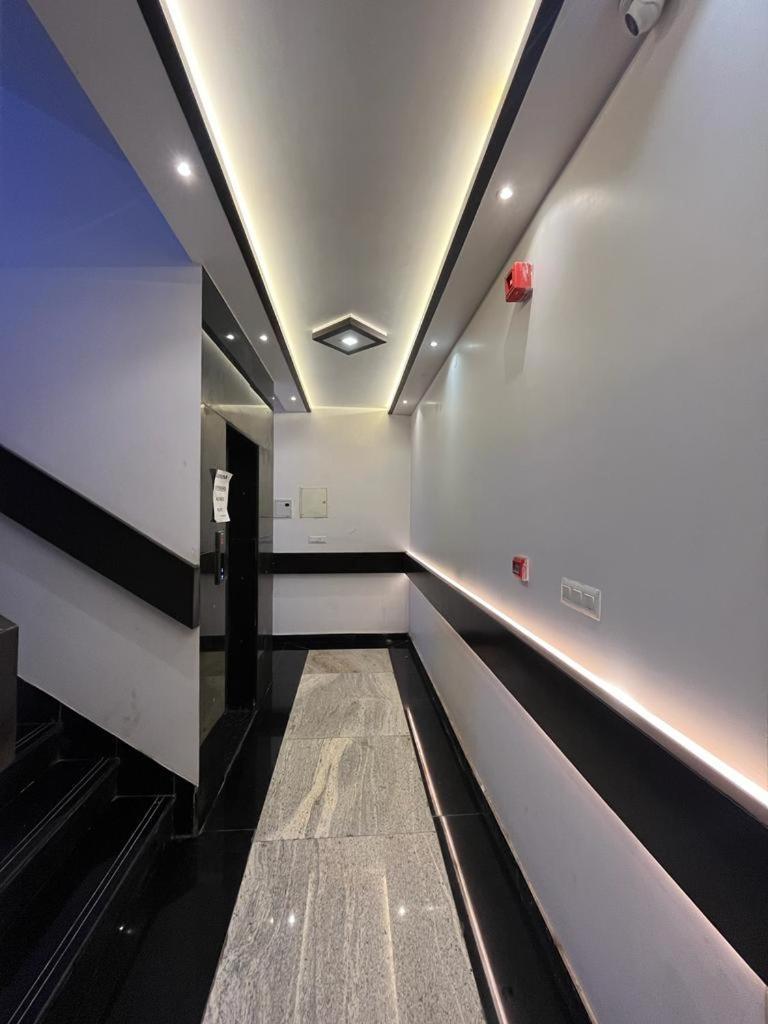 Hotel Mayur Palace Агра Екстериор снимка